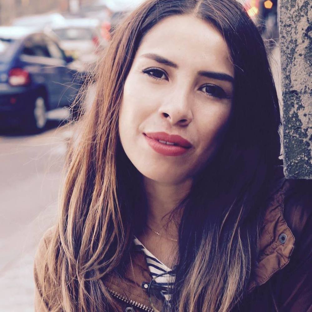 Meet your Posher, Marcela